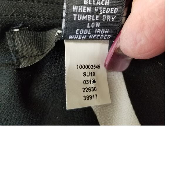 Alfani Career Party Feminine Black & White Tunic 3/4 Sleeve Sheer Ends Size M - Picture 8 of 8